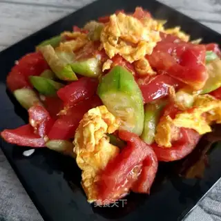 Smelt tomato fried eggs