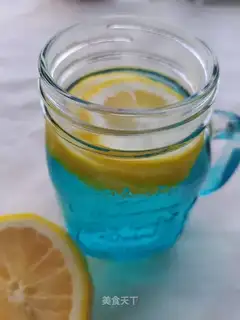 Honey lemons for tea