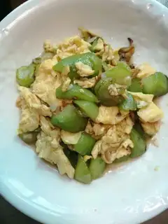 Smelt fried eggs