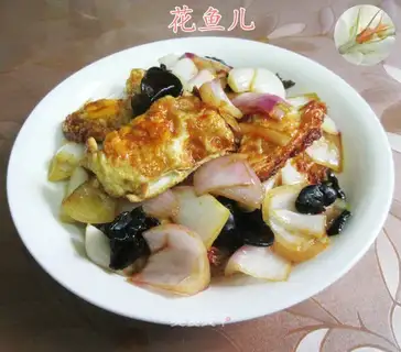 Blackwood fried eggs onions
