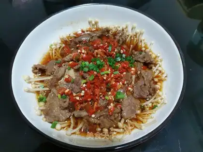 Golden fungus steam beef