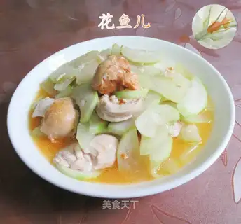 ♪ A duck egg will bloom at night ♪
