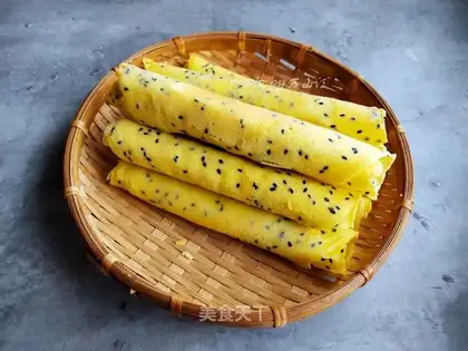 Souffle egg rolls