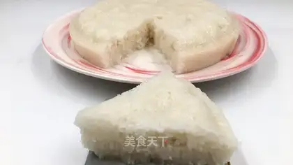 A wide white loaf