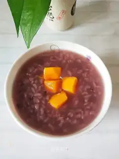 Black rice porridge