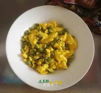 Soybeans and fried eggs