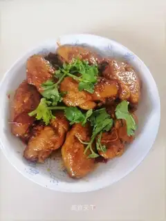 Red chicken wings