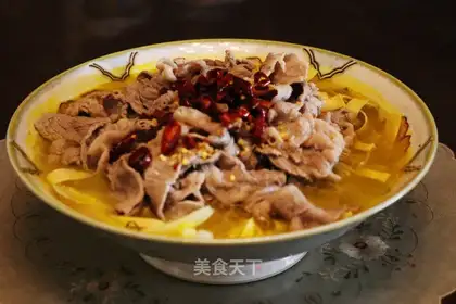 Sour soup, fat cow