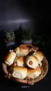 A mini ham sausage bread