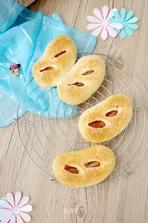 Cheese mustard sausage bread