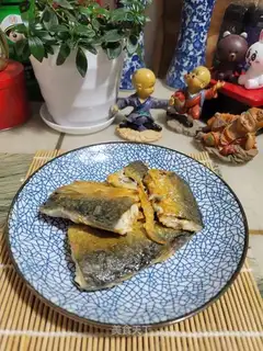 Fried mackerel