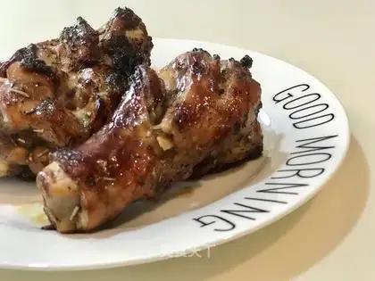 Roasted chicken legs