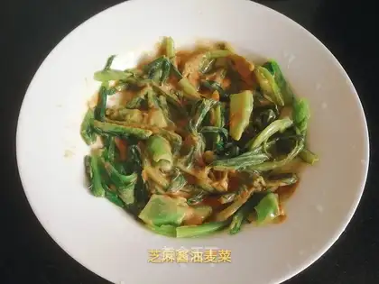 Sesame sauce and cabbage