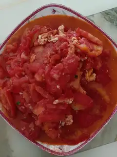 Tomato fried eggs
