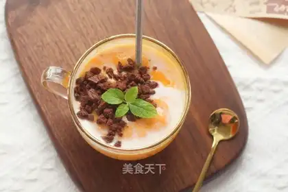 Sour cream mango ice