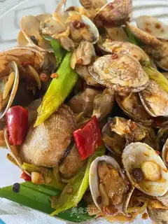 Spicy clams