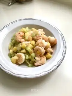 Pineapple cucumber shrimp
