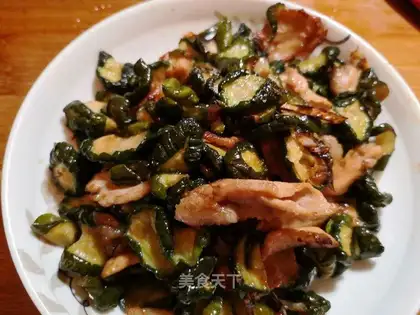cucumber fried meat