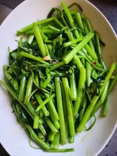 Garlic cabbage