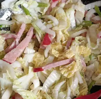 Red intestinal cabbage