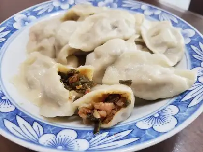 A bean-fruit dumpling