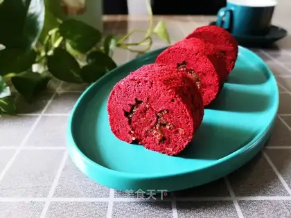 Red Cake Roll