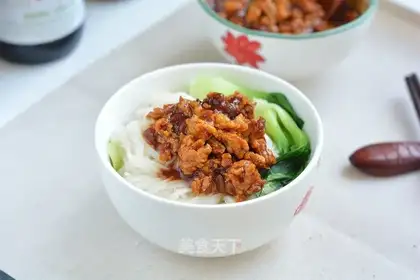Soy sauce, sour egg noodles