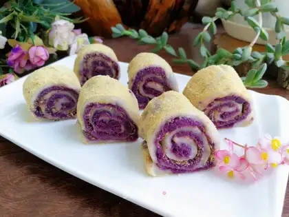 Donkey rolls