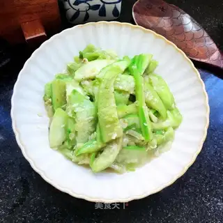 walnut oil and silk melon