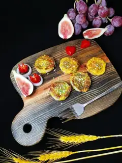Onion rings, vegetable eggcake