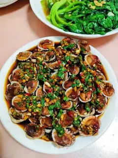 Pickle clams