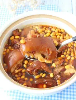 Spicy soybeans