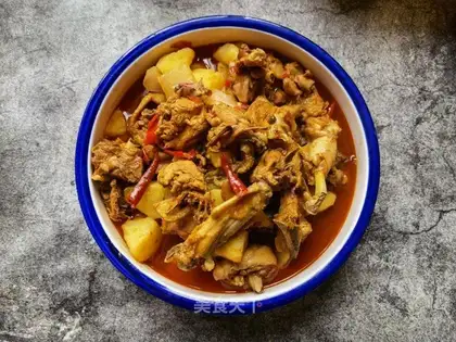 Onion potato stew turkey