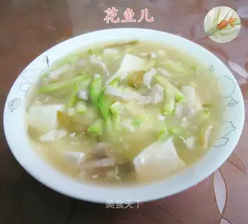 Squeeze the raisins and tofu