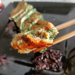 Red potato shrimp omelet
