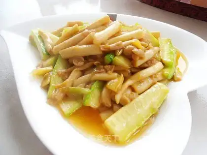 A melon of fried mushrooms