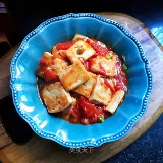 Tomato fried black tofu