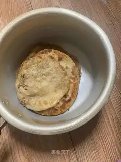 Sour pork pie