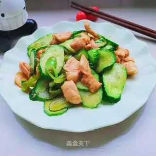 Chicken chest fried cucumber