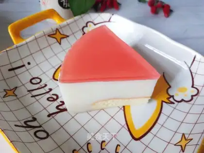 Smelt yogurt mousse cake