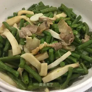 Meat loafed beans