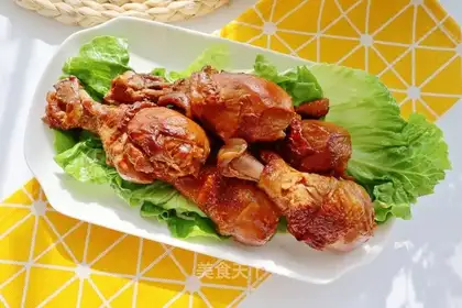 Soy sauce, chicken legs