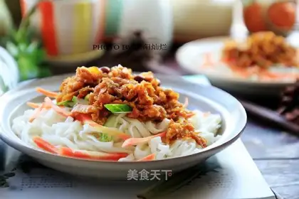 Egg sauce noodles