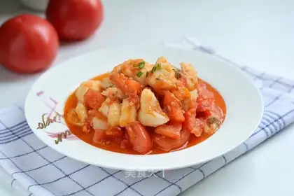 Fresh and appetizing tomato halibut