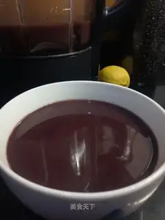 Red-tree black rice paste