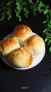 Almond snack