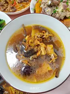 Seven fungus, old hen soup