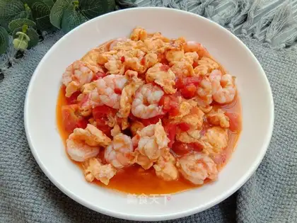 Tomato eggs and shrimp