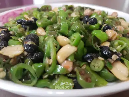 Wire peppers, black beans