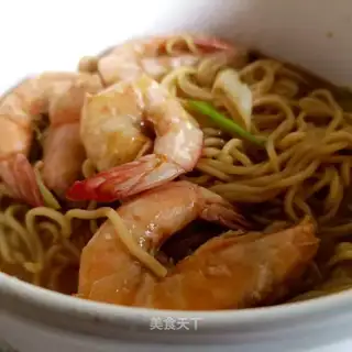 Shrimp noodles